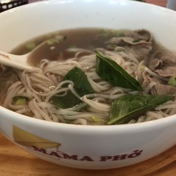 Mama Pho - Delicious beef pho! Big portion too - Vietnamese Near Me - Honolulu, Hawaii