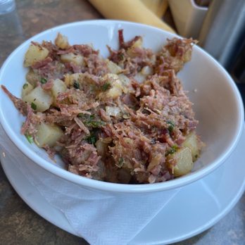 The Executive Diner - Corn beef hash - Diners Near Me - Alexandria, Virginia The Executive Diner - Corn beef hash - Diners Near Me - Alexandria, Virginia
