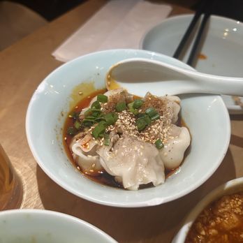 Breeze - Chili Wontons - Szechuan Near Me - Brooklyn, New York