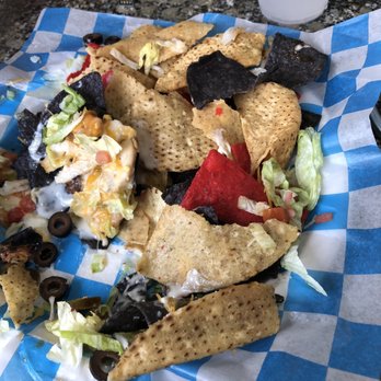 Roper's Regal Beagle - " Hall of Fame Nachos " - Sports Bars Near Me - Godfrey, Illinois