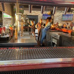 Tampa Bay Brewing Company Westchase - Outdoor bar