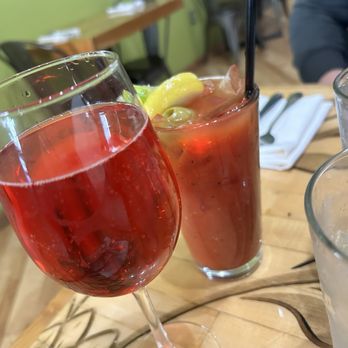 Barrel 135 - Mimosa and Blood Mary - New American Near Me - Williamsport, Pennsylvania Barrel 135 - Mimosa and Blood Mary - New American Near Me - Williamsport, Pennsylvania