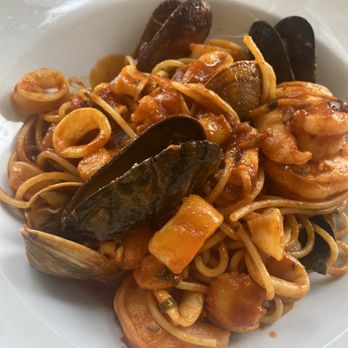 Il Pastaio - Seafood Pasta - Italian Near Me - Beverly Hills, California