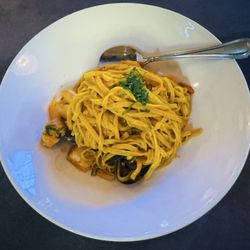 10 Acres at the Pier - Seafood Fettuccine