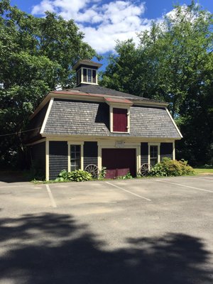 Carriage House Inn by null
