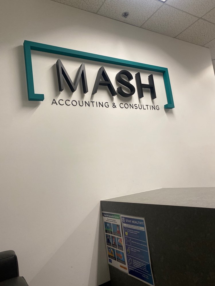 MASH Accounting & Consulting logo
