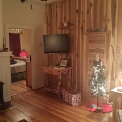 Calhoun House Inn & Suites - Cute little prairie suite.