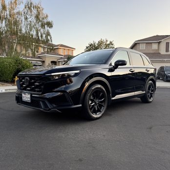 Rim2Roof Detailing - Freshly detailed SUV with a clean exterior finish and deep shine, completed with mobile on-site detailing. - Auto Detailing Near Me - Murrieta, California Rim2Roof Detailing - Freshly detailed SUV with a clean exterior finish and deep shine, completed with mobile on-site detailing. - Auto Detailing Near Me - Murrieta, California