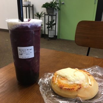 Impression Delight - Blueberry bubble tea with cream cheese and a cheese onion bun - Bubble Tea Near Me - Winnipeg, Manitoba Impression Delight - Blueberry bubble tea with cream cheese and a cheese onion bun - Bubble Tea Near Me - Winnipeg, Manitoba