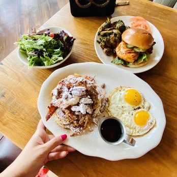 Tupelo Honey Southern Kitchen & Bar - Shoo Mercy Griddle!! Fried Chicken & Biscuits , 1/2 Salad! - Southern Near Me - Denver, Colorado Tupelo Honey Southern Kitchen & Bar - Shoo Mercy Griddle!! Fried Chicken & Biscuits , 1/2 Salad! - Southern Near Me - Denver, Colorado