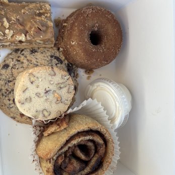 Keto Bakery - Caramel Peanut Butter Bar. Churo Donut. Pecan Shortbread Cookie (sandie) Pecan chocolate chip, Cinnamon Roll with Cream Cheese Frosting - Desserts Near Me - Orange, California Keto Bakery - Caramel Peanut Butter Bar. Churo Donut. Pecan Shortbread Cookie (sandie) Pecan chocolate chip, Cinnamon Roll with Cream Cheese Frosting - Desserts Near Me - Orange, California