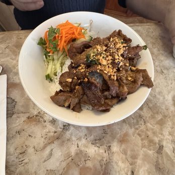 Viet Thai Noodle Soup Restaurant - Porc vermicheli - Thai Near Me - Ottawa, Ontario Viet Thai Noodle Soup Restaurant - Porc vermicheli - Thai Near Me - Ottawa, Ontario
