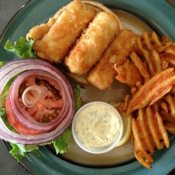Brewsters - Alaskan Halibut Sandwich - American Near Me - Fairbanks, Alaska Brewsters - Alaskan Halibut Sandwich - American Near Me - Fairbanks, Alaska