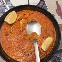 El Descanso Del Icue - Order the paella it was was fabulous!!