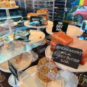 The Hungry Hero Dessert - We loved the variety - Desserts Near Me - Sherwood, Oregon