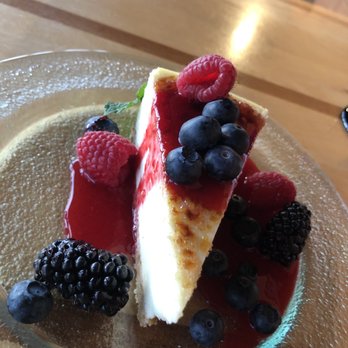 Anthony's HomePort Everett - Creme brûlée cheesecake is to die for!! - Seafood Near Me - Everett, Washington