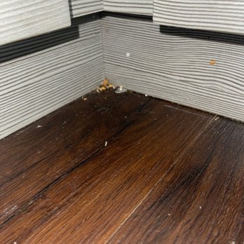 Clean Break - Didn't clean the edges, date: 22 june'23 - Home Cleaning Near Me