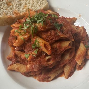 Olivia Aker Brygge - Penne al Arrabiatta - Italian Near Me - Oslo, 03 Olivia Aker Brygge - Penne al Arrabiatta - Italian Near Me - Oslo, 03