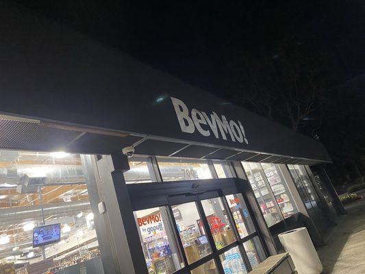 BevMo! by null