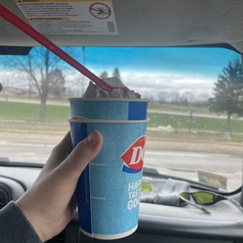 Dairy Queen Grill & Chill - Ice Cream & Frozen Yogurt Near Me - Blue Earth, Minnesota
