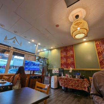 Thonglor Thai Bistro - Thai Near Me - San Mateo, California Thonglor Thai Bistro - Thai Near Me - San Mateo, California