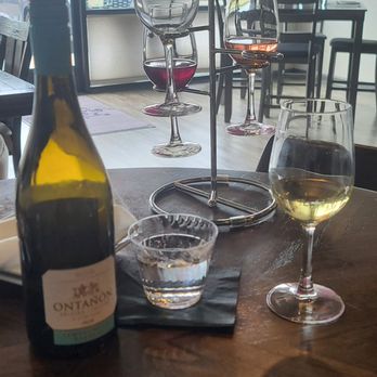 Branches Tasting Room - Wine Bars Near Me - Chesapeake, Virginia Branches Tasting Room - Wine Bars Near Me - Chesapeake, Virginia