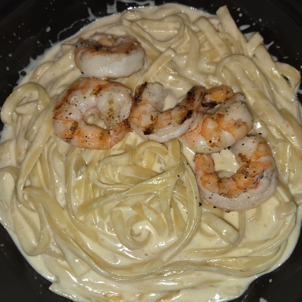 Sortino's Italian Kitchen - Fettuccine w/shrimp - Italian Near Me - Sandusky, Ohio