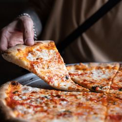 Frankie & Fanucci's Wood Oven Pizzeria