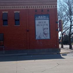Brick House - Restaurant entrance