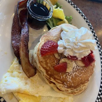 Black Bear Diner Katy - Pancakes was the best! It's my hubbys fave - Diners Near Me - Katy, Texas Black Bear Diner Katy - Pancakes was the best! It's my hubbys fave - Diners Near Me - Katy, Texas