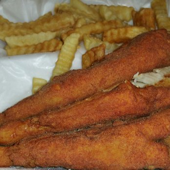 Ocean Crab House - 3 piece catfish...meh - Seafood Near Me - Macon, Georgia
