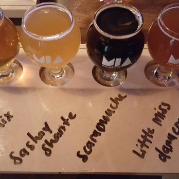Rolling Waves Brewing and Distillery - Beer flight - Breweries Near Me - Doral, Florida Rolling Waves Brewing and Distillery - Beer flight - Breweries Near Me - Doral, Florida