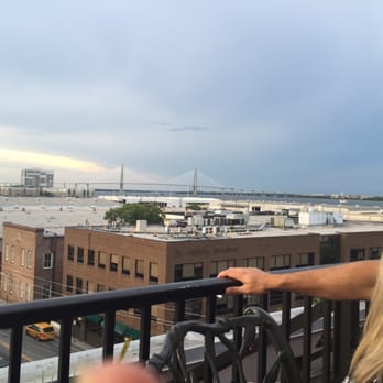 Grill 225 - Steakhouses Near Me - Charleston, South Carolina