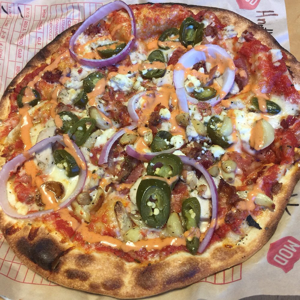 MOD Pizza - Chicken, bacon, jalapeño, red onion, garlic and Gorgonzola crumble witha drizzle of Srirancha. - Pizza Near Me - Naperville, Illinois MOD Pizza - Chicken, bacon, jalapeño, red onion, garlic and Gorgonzola crumble witha drizzle of Srirancha. - Pizza Near Me - Naperville, Illinois