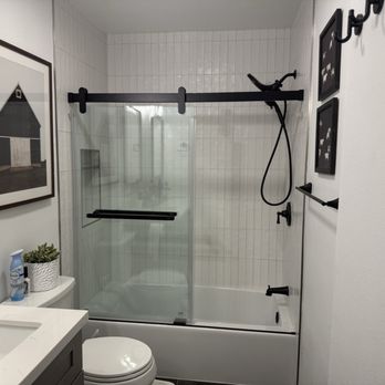 Remodelacion Gomez - Shower remodeling - Painters Near Me - Lake Forest, California Remodelacion Gomez - Shower remodeling - Painters Near Me - Lake Forest, California