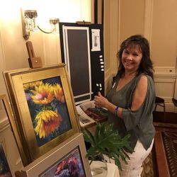 Sandpiper Gallery - Tammy Papa demonstrating painting with oil pastels at the CGA Summer Wine Bouquet hosted by theMills House.