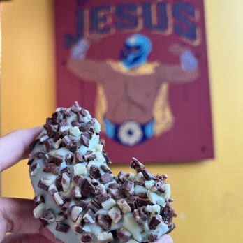 Hurts Donuts - The Mint chip lacked that mint bite - Donuts Near Me - Little Rock, Arkansas Hurts Donuts - The Mint chip lacked that mint bite - Donuts Near Me - Little Rock, Arkansas