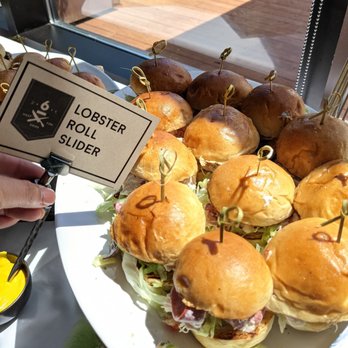 6Smith - Private event - lobster sliders - Seafood Near Me - Wayzata, Minnesota