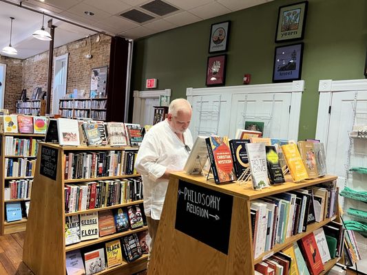 Scuppernong Books by null