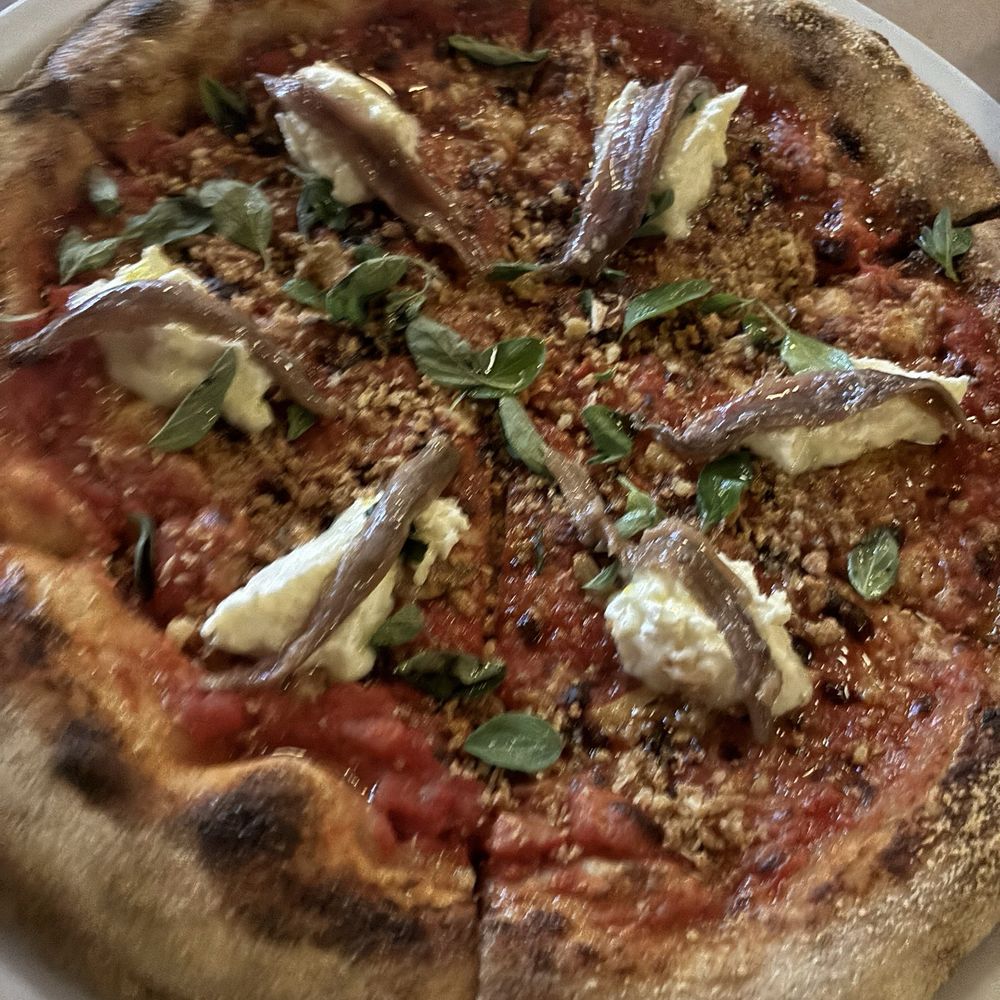 Ciccio - Tomato pizza with added anchovies - Pizza Near Me - Yountville, California