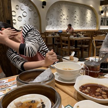 Tim Ho Wan - Hell's Kitchen - No service at all. There were only four tables of guests, but no one served us. A terrible store. - Dim Sum Near Me - New York, New York