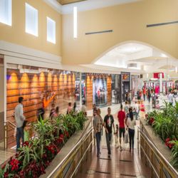 Shops at Caguas