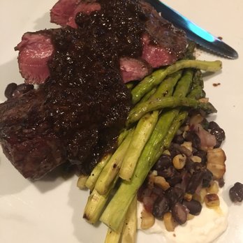 The Kettle Black Kitchen & Pub - Steak with asparagus - Gastropubs Near Me - Phoenix, Arizona The Kettle Black Kitchen & Pub - Steak with asparagus - Gastropubs Near Me - Phoenix, Arizona