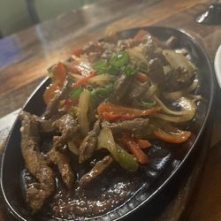 Pepe's Mexican Newmarket - Sizzling beef fajitas