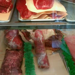 Al's Meat Market - Various cuts of beef