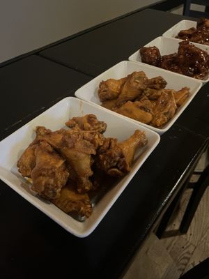 Maxwell's On Main (MOMs) by null