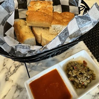 Carbonara - Bread Basket - Italian Near Me - Arlington, Virginia Carbonara - Bread Basket - Italian Near Me - Arlington, Virginia