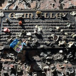 Bubblegum Alley - 4/29/25 Not sure why someone made this popular....