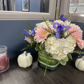 Hillside Florist - Chaz with 4 Iris's - Florists Near Me - Woburn, Massachusetts