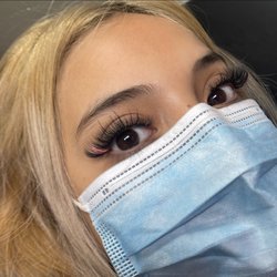 angeliclashesbynicole